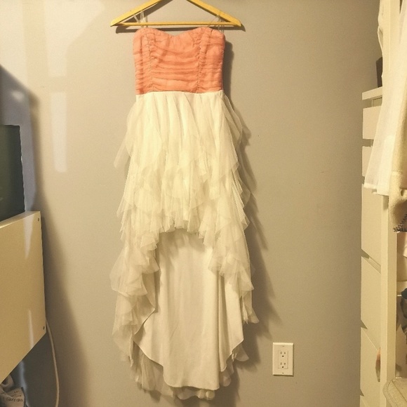 Teeze Me Ruffled High-LowDres - Picture 2 of 10